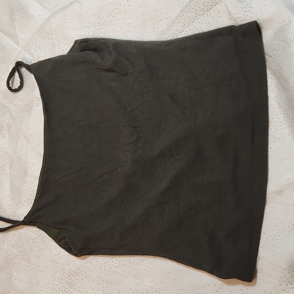 Q usa sleeveless shirts for women size M